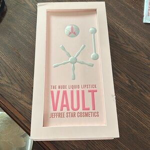 Jeffree Star Nude Liquid Lipstick Vault